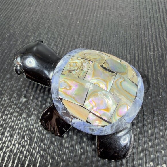 Hand Carved Small Black Turtle Abalone Mother Of Pearl Amphibian Figurine VTG - Picture 10 of 11